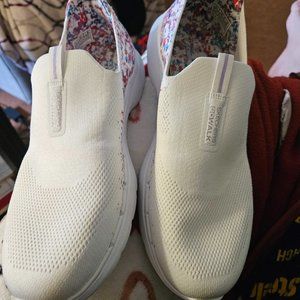 Skechers Women's White Slip-On Shoes